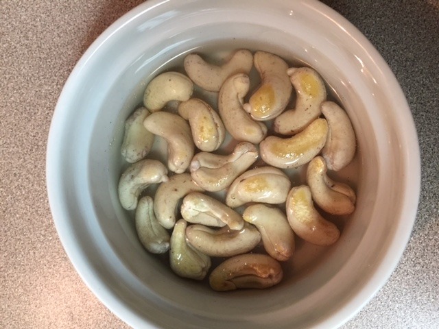 Socking Cook Vegan Hot Chocolate socking cashews in water – Cook Plate Fork