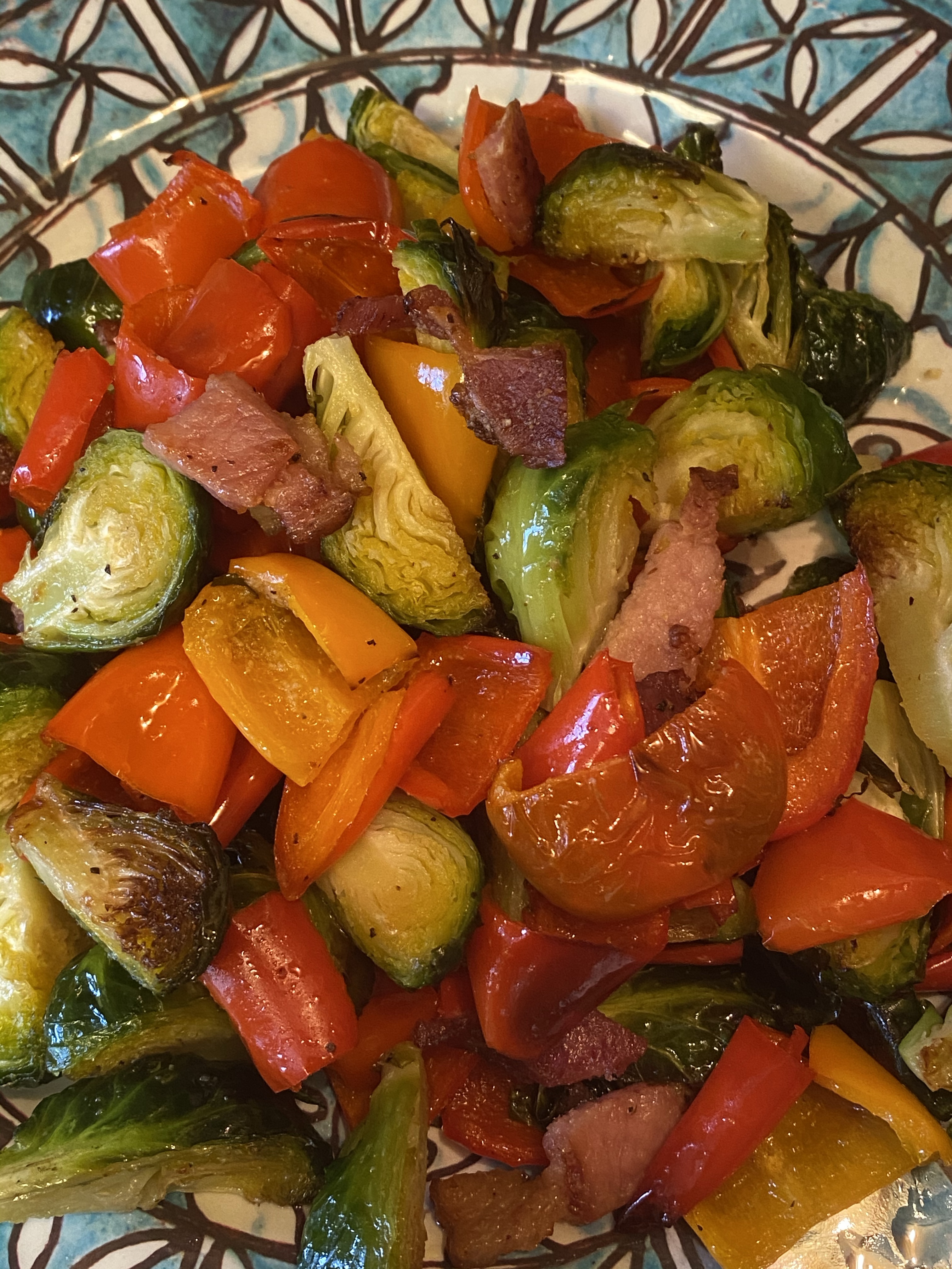 Roasted Brussels sprouts with Sweet Peppers & Bacon