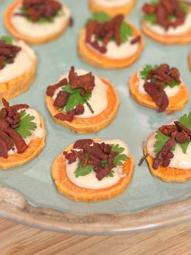 Sweet Potato Rounds With Bacon Honey & Goat Cheese
