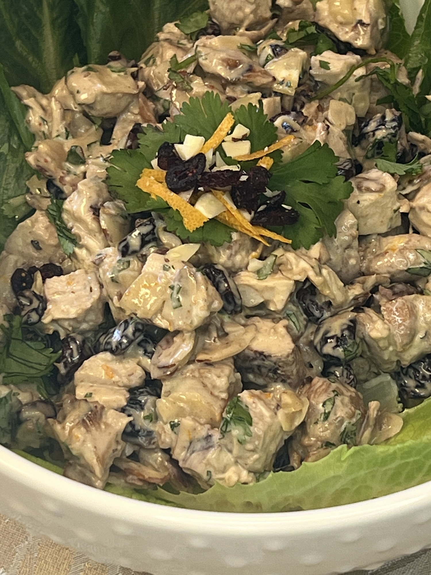 Flavorful Fusion: Grilled Chicken Salad with Pomegranate and Citrus