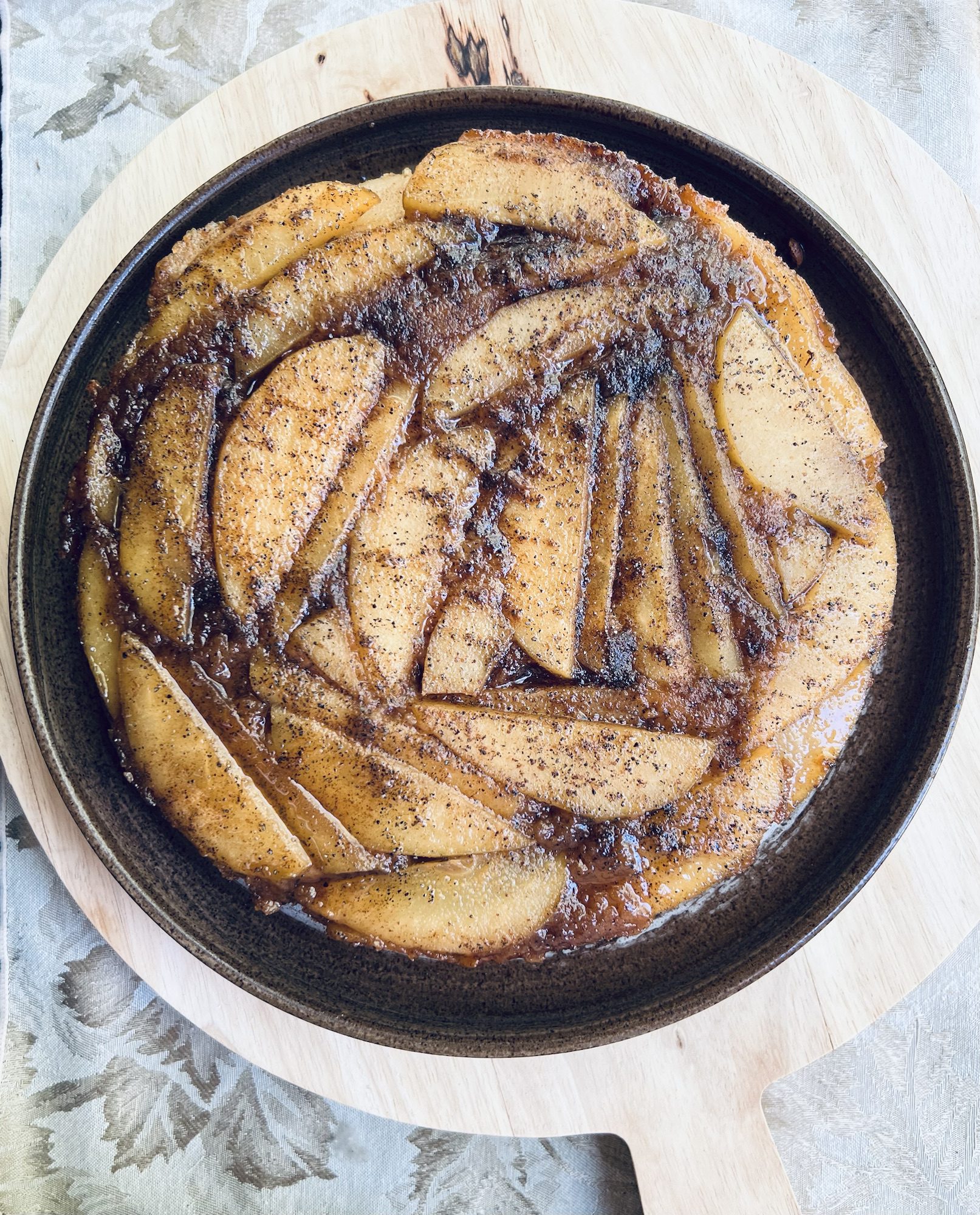 Spiced Pear And Cardamom Upside-Down Cake